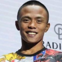 Vince Paras