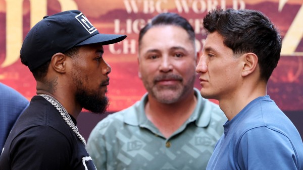 PHILBOXING.COM THURSDAY ROUNDUP: Championship Action in Vegas and Dublin; Usyk Picks AJ Over Fury; Canelo & Robert Garcia Debate Garcia-Benn
